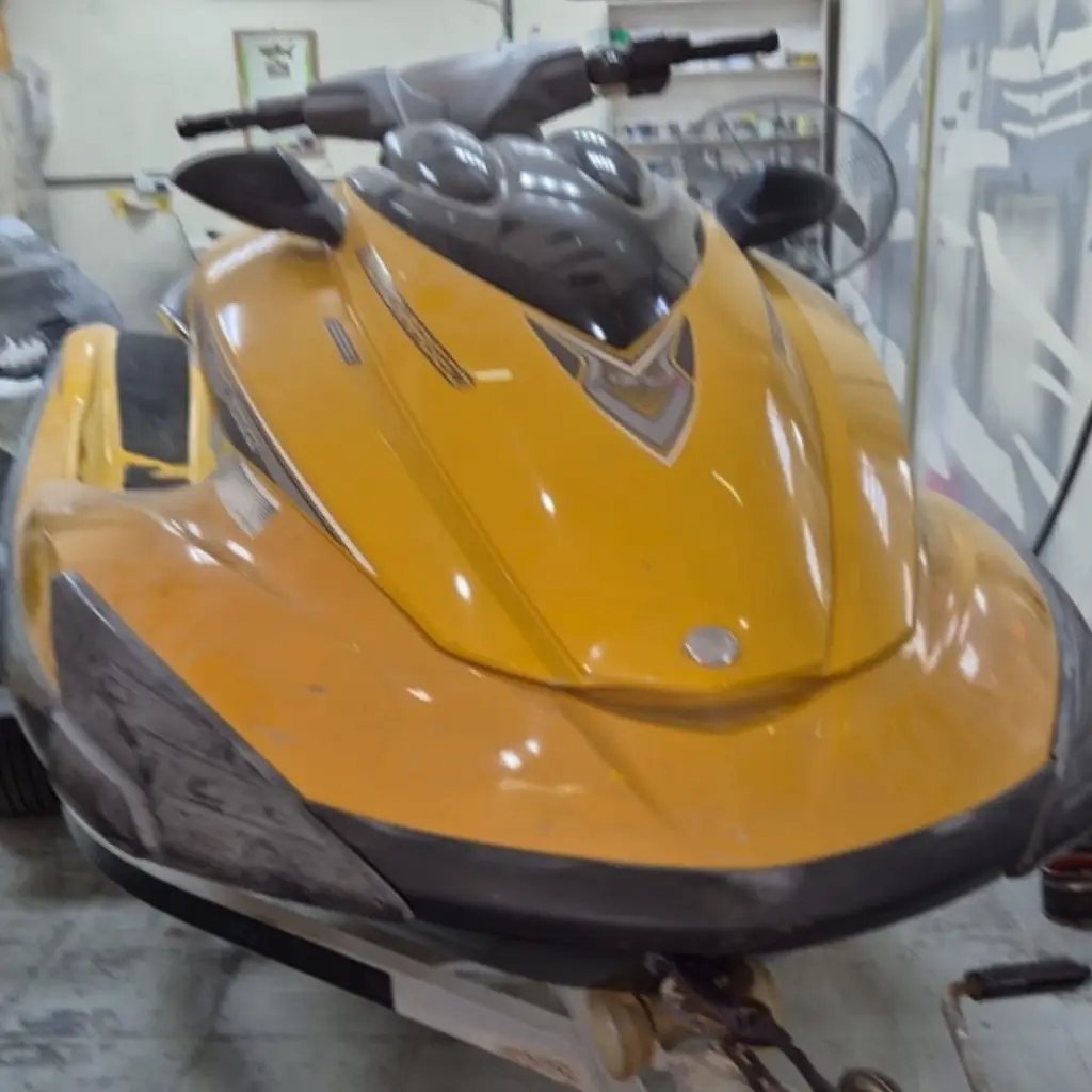 surfar water sports jet ski - abu dhabi - 03